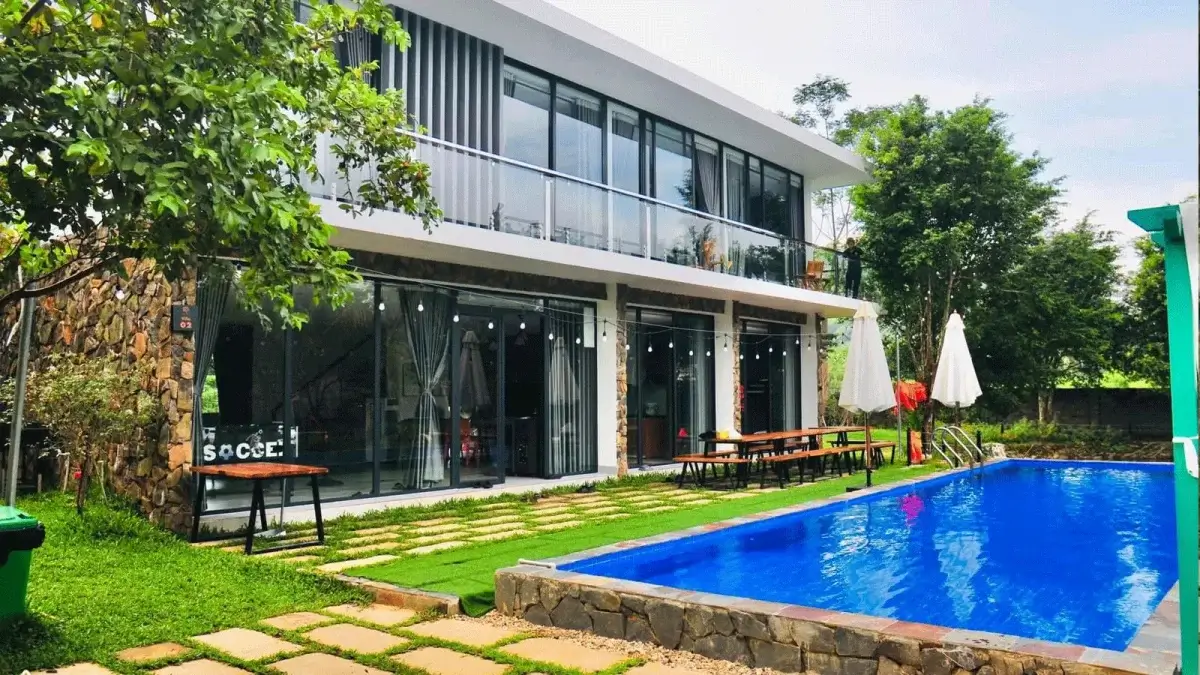 AZ-Hair-Team-Building-2024-Celebrating-Vietnamese-Women's-Day