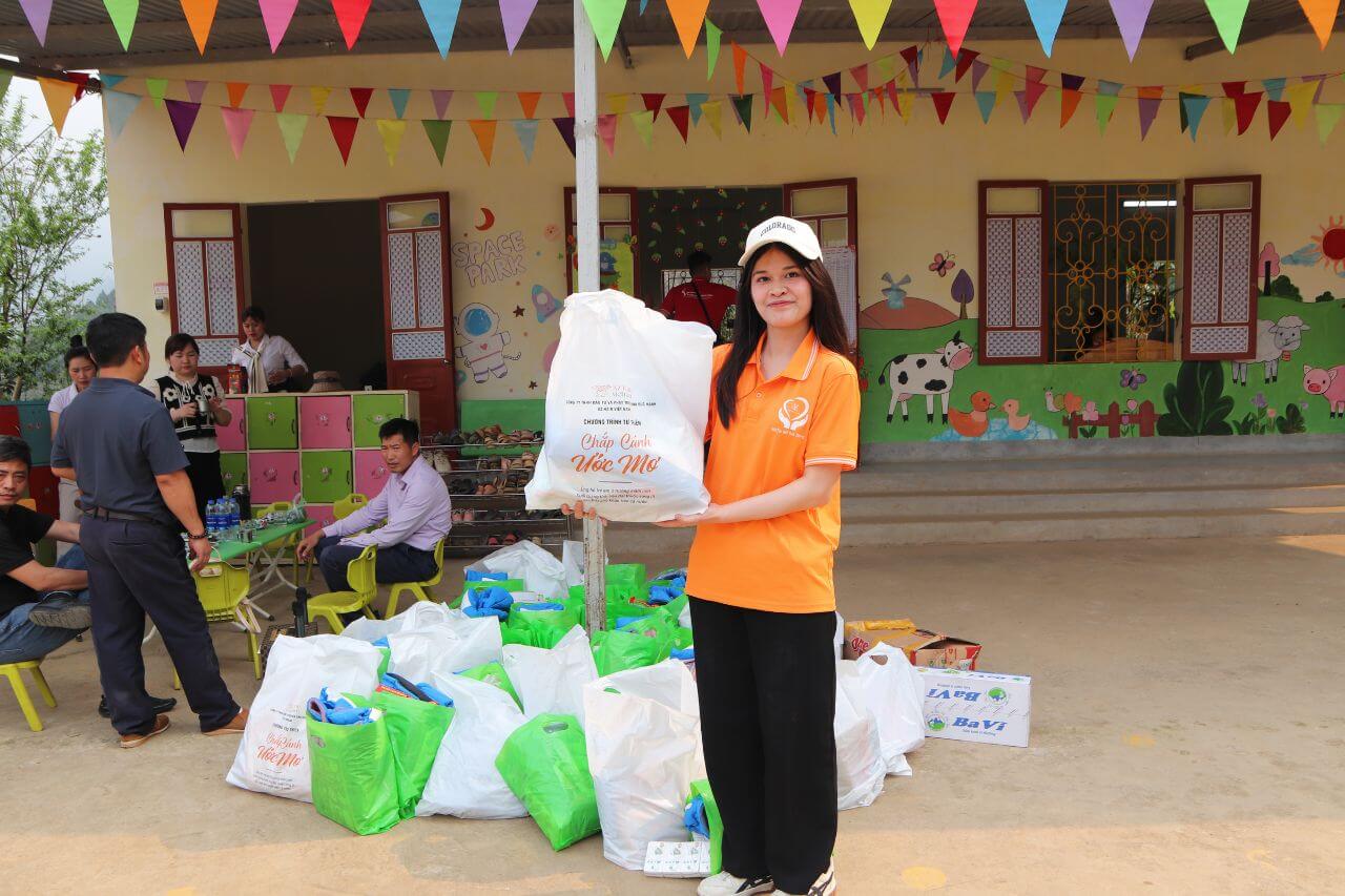 Give-Wings-To-The-Dreams-AZ-Hair-Charity-Event